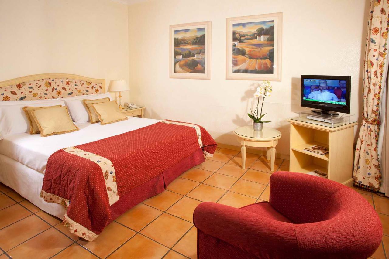 Piccolo Borgo Hotel 3*