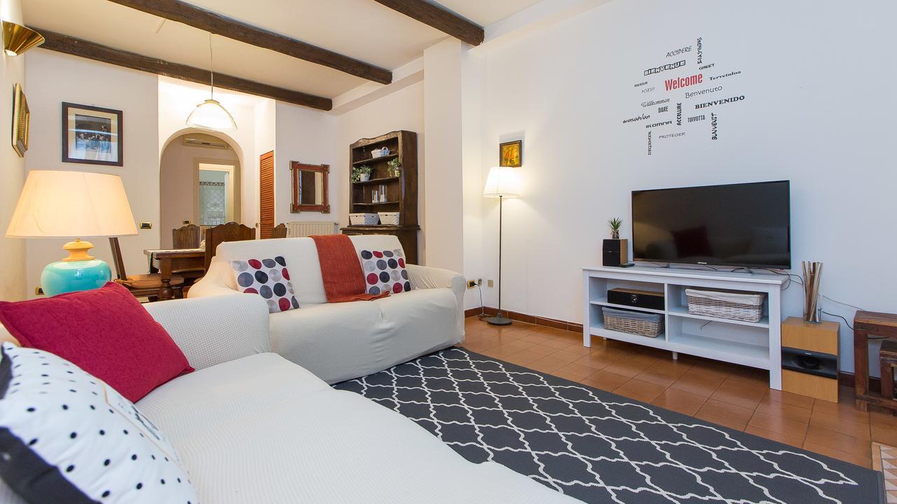 In Panieri Terrace Apartment Rome