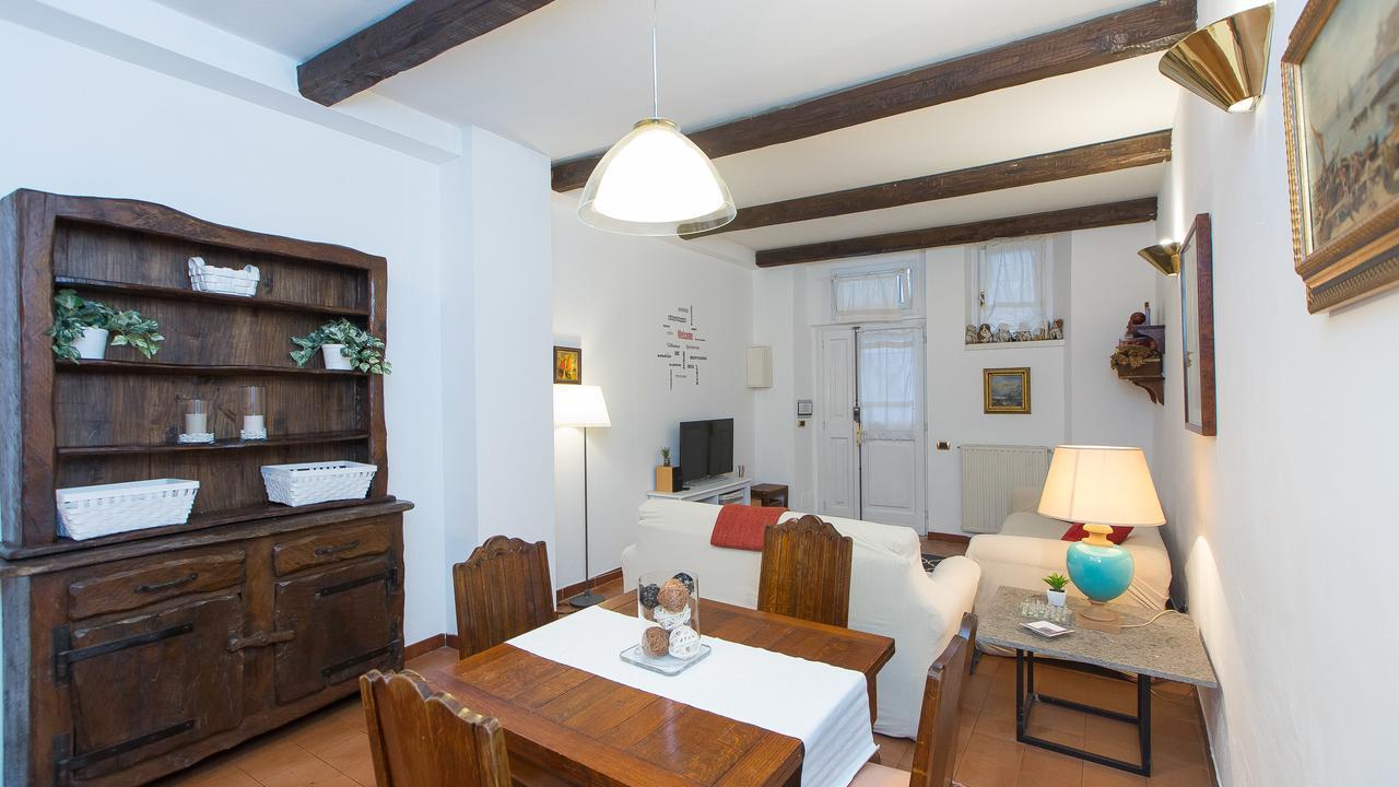 In Panieri Terrace Apartment