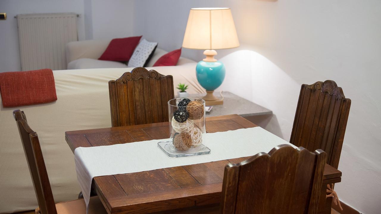 In Panieri Terrace Apartment *