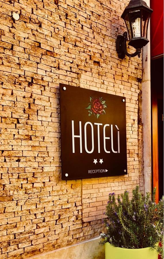 Hoteli Hotel 2*