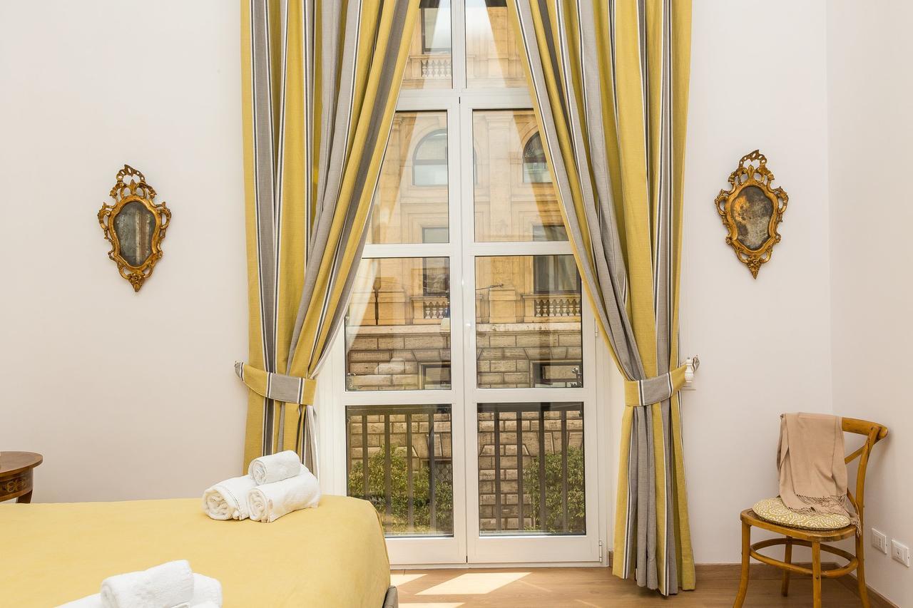 Prestigious Via Barberini Roma