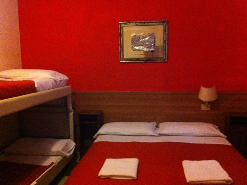 Hoteli Hotel Roma