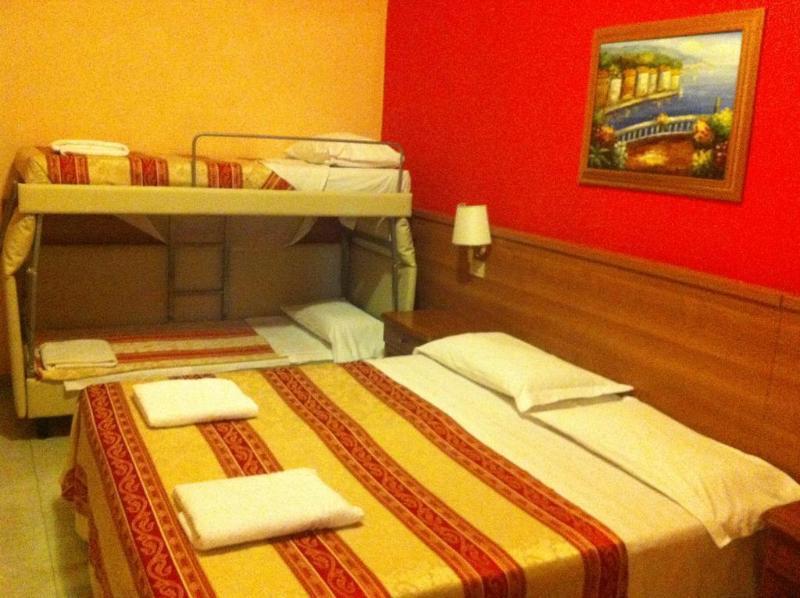 Hoteli 2* Roma