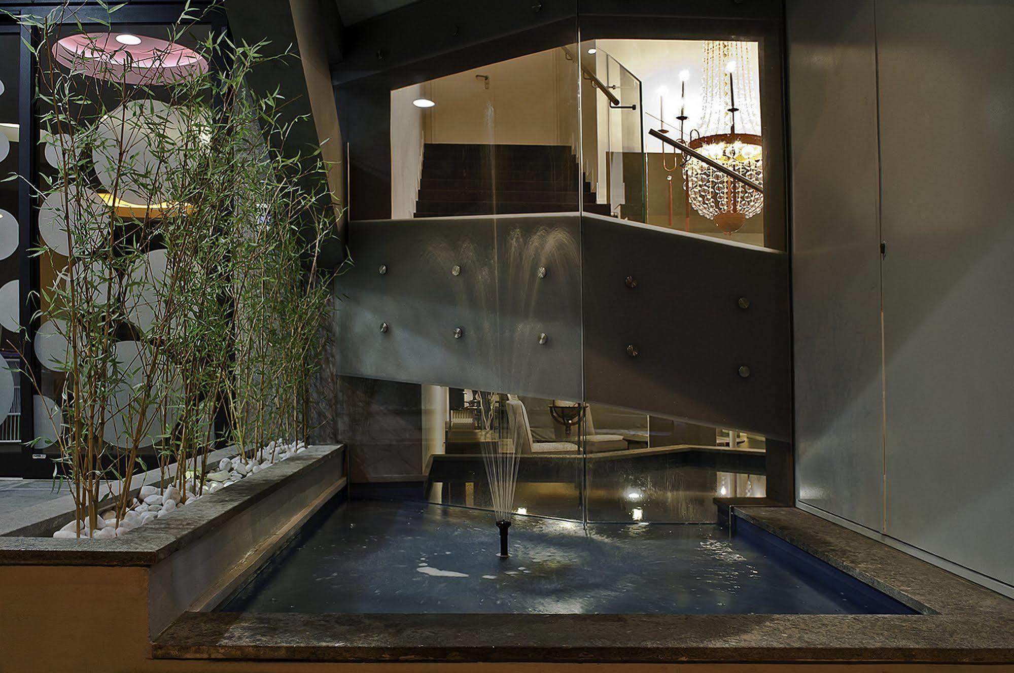 Caravel Hotel Roma