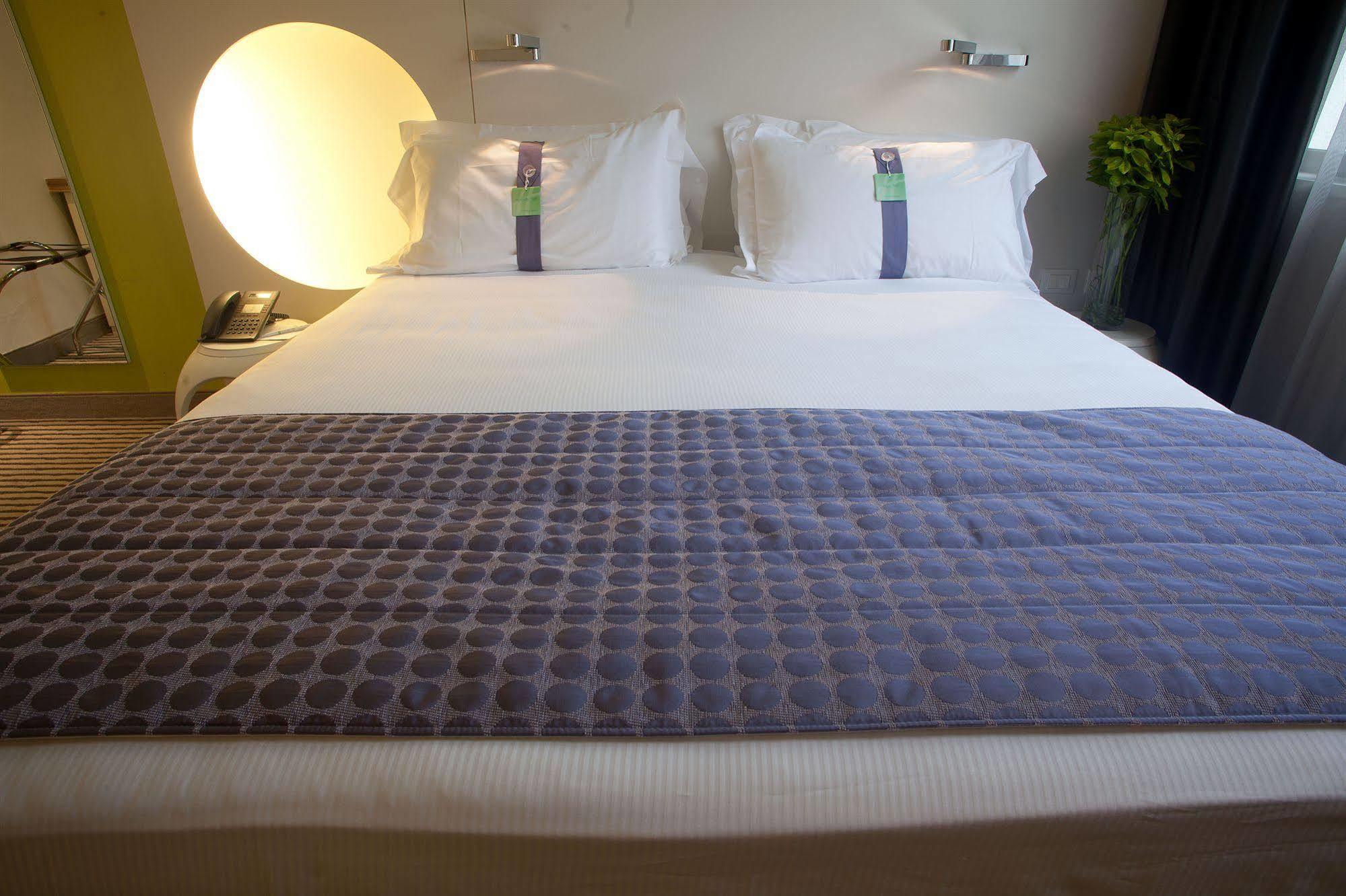 Pisana 4* Roma