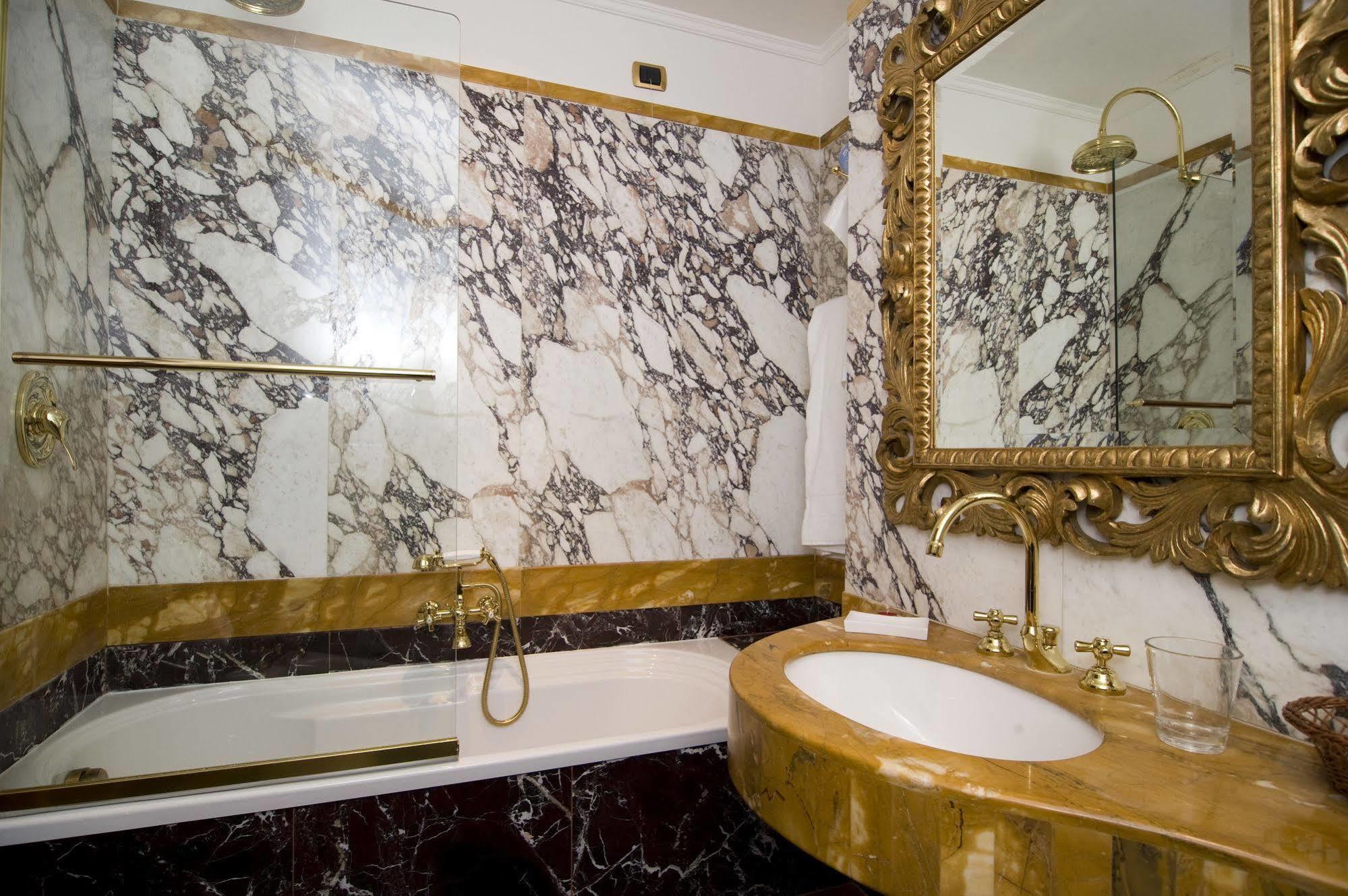 Des Epoques Hotell