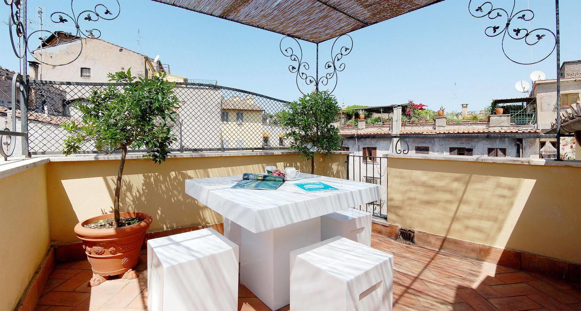 Navona Luxury 2* Rom