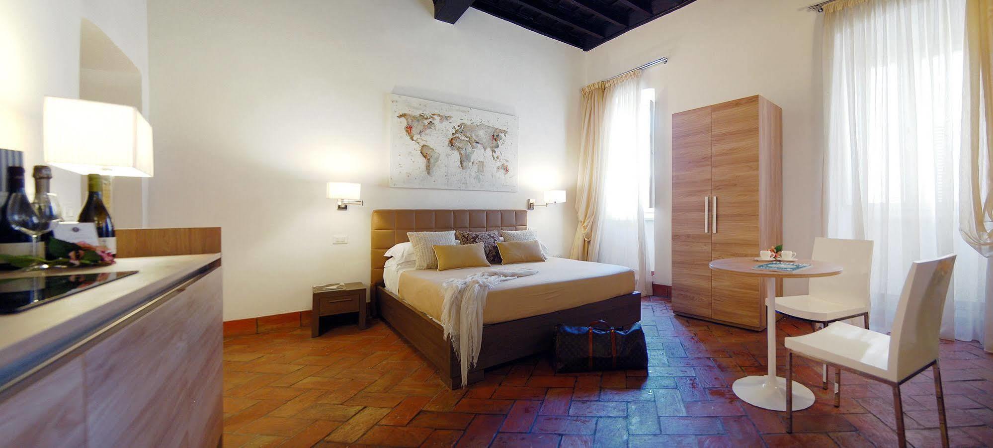 Navona Luxury Rom