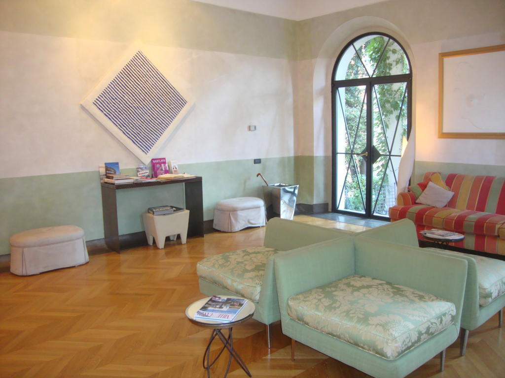 Mangili Hotel