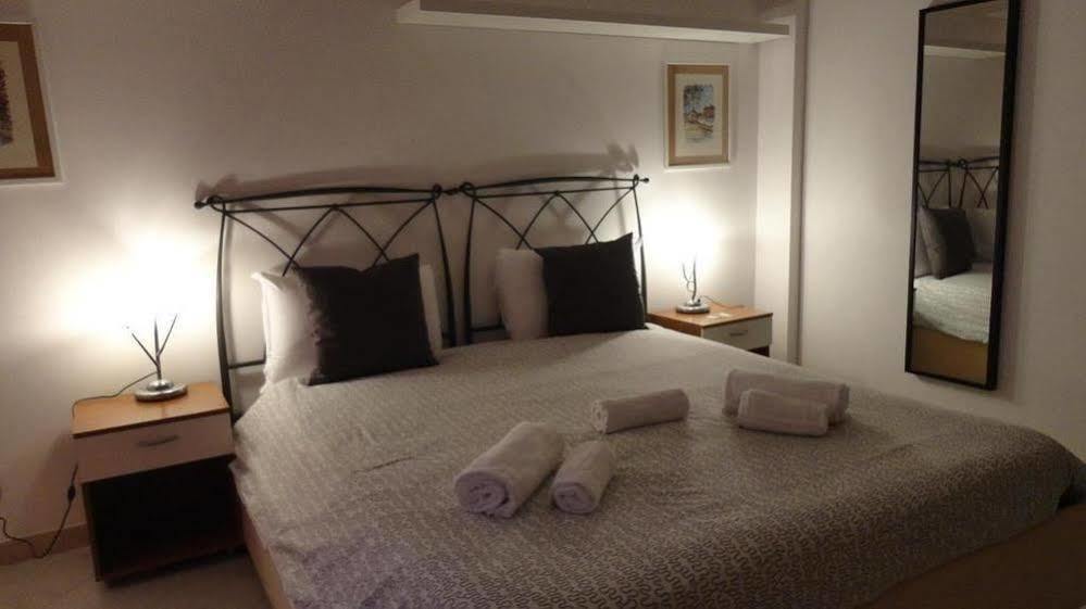 Affittacamere Suites Holiday Rooms *
