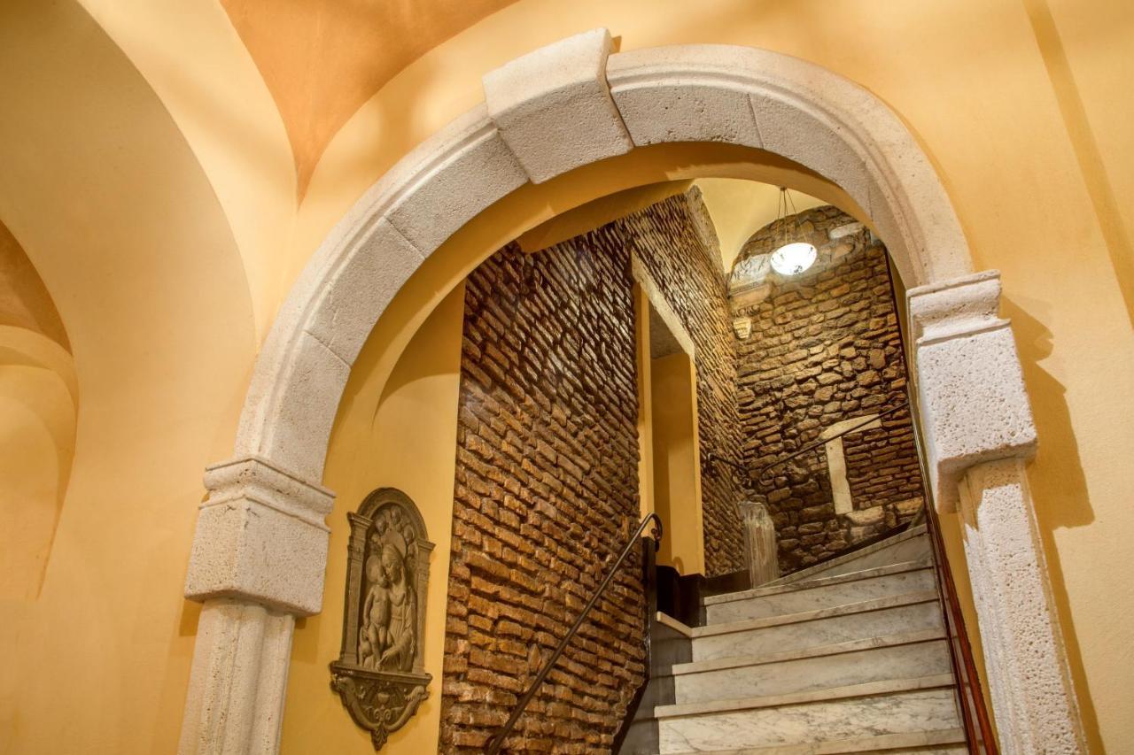 Boutique Campo De' Fiori Hotel 3*