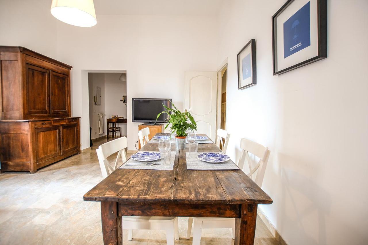 Spacious With Big Terrace At Colosseum Roma