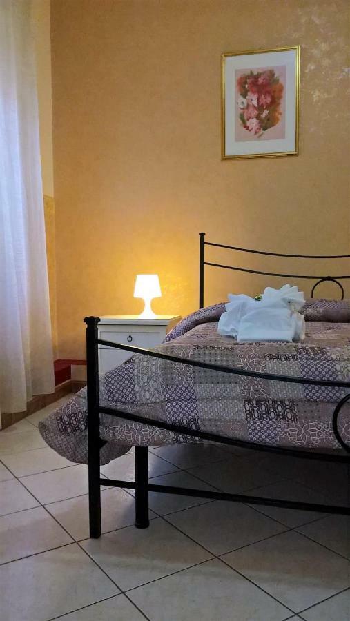 Felicia 3* Roma