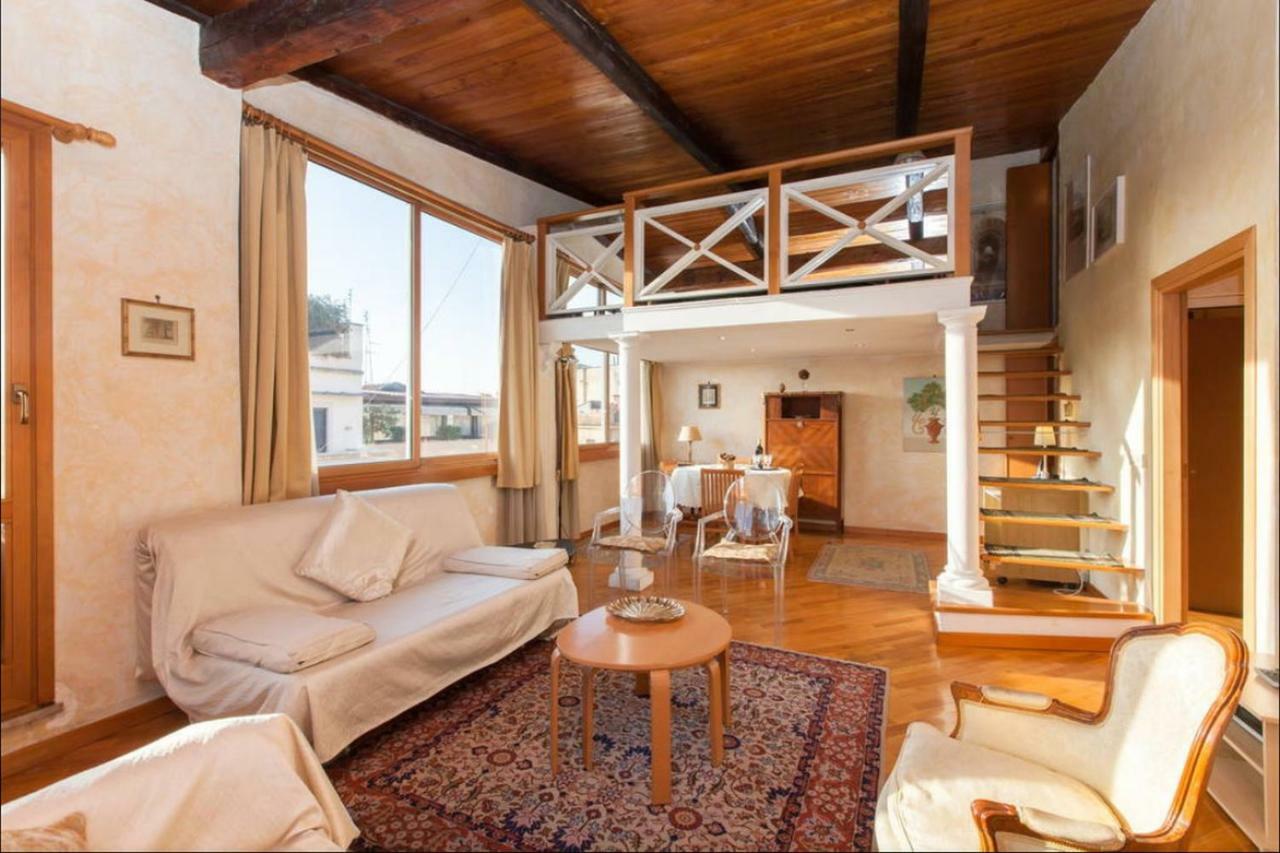 Amazing Panoramic Artist's Loft Spanish Steps * Roma
