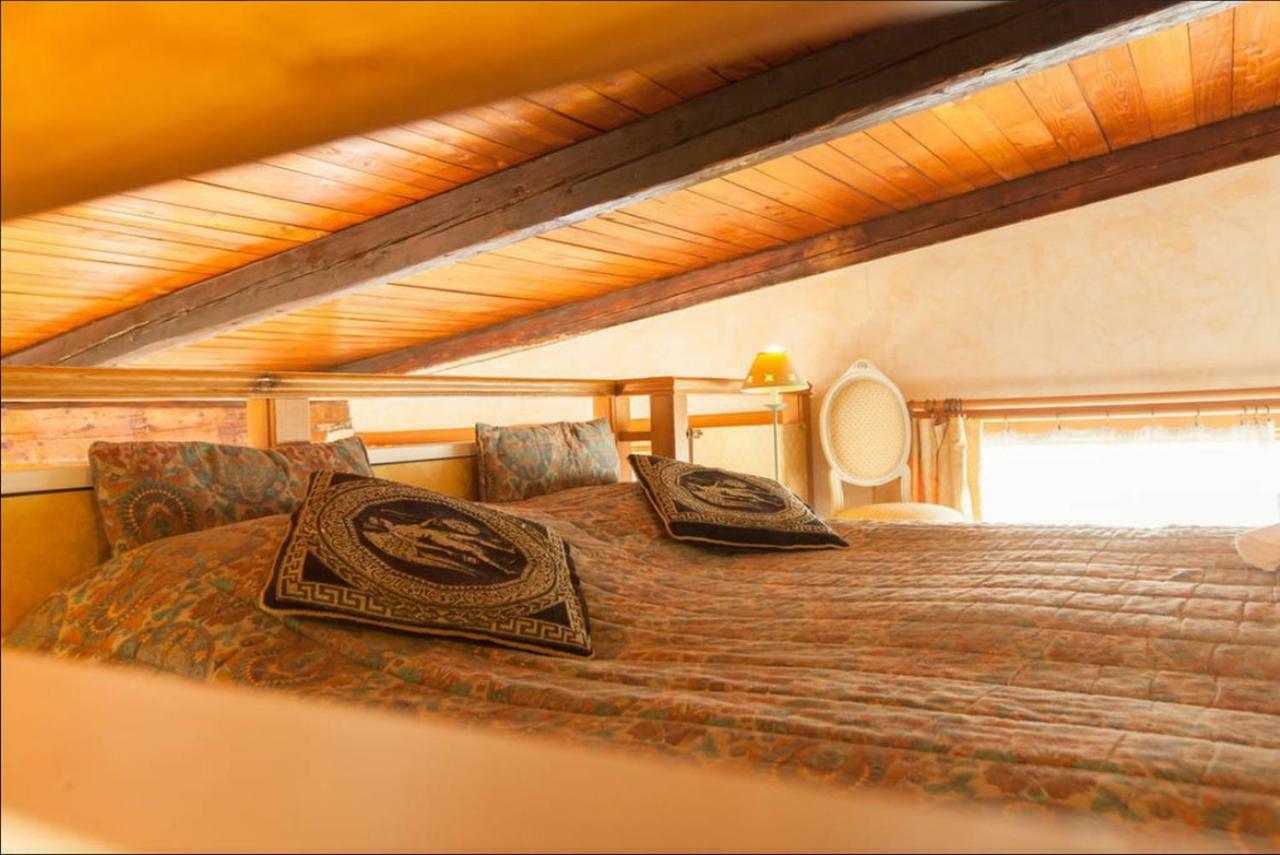 Amazing Panoramic Artist's Loft Spanish Steps Roma
