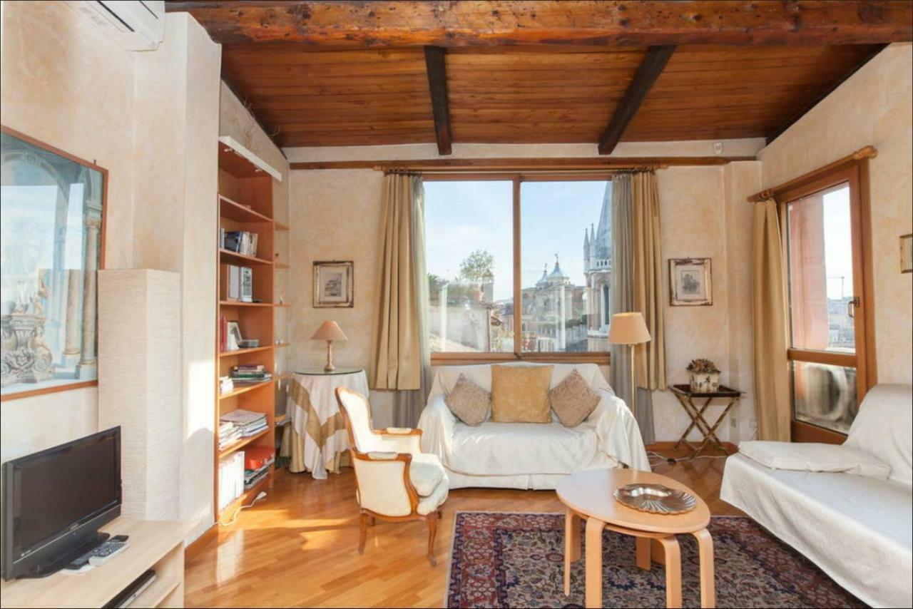 Amazing Panoramic Artist's Loft Spanish Steps Apartamento