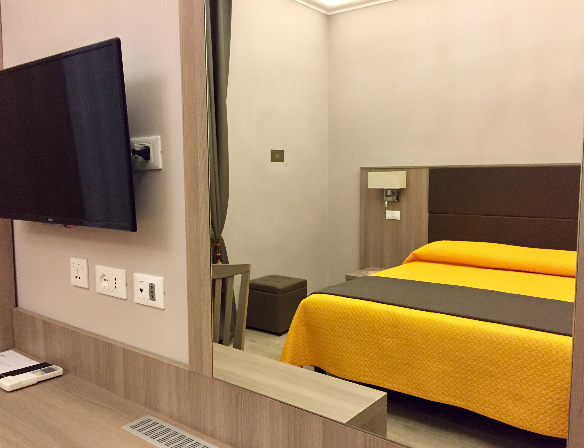 Archi Di 3* Rom