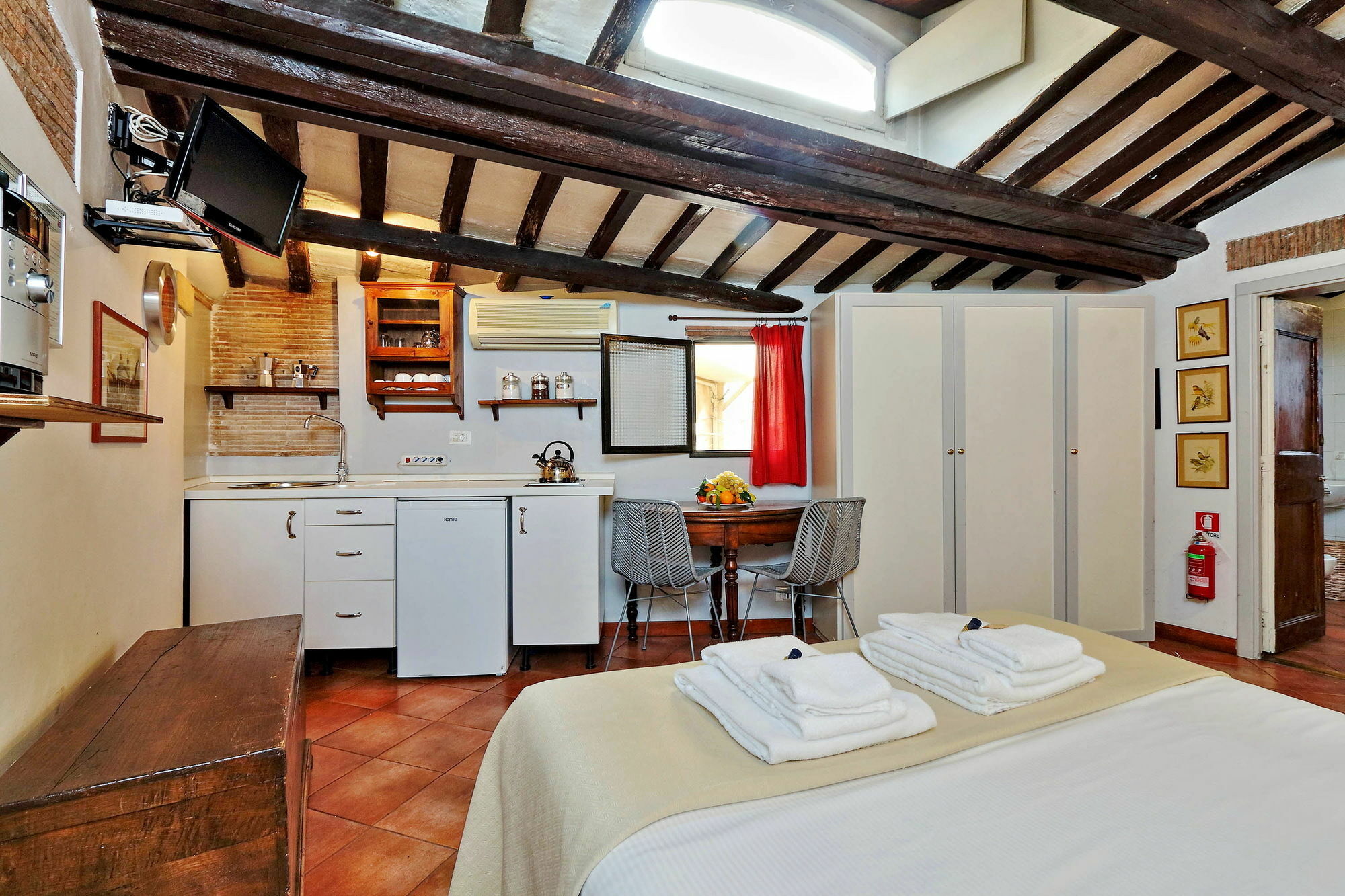 Il Glicine - Navona Apartment