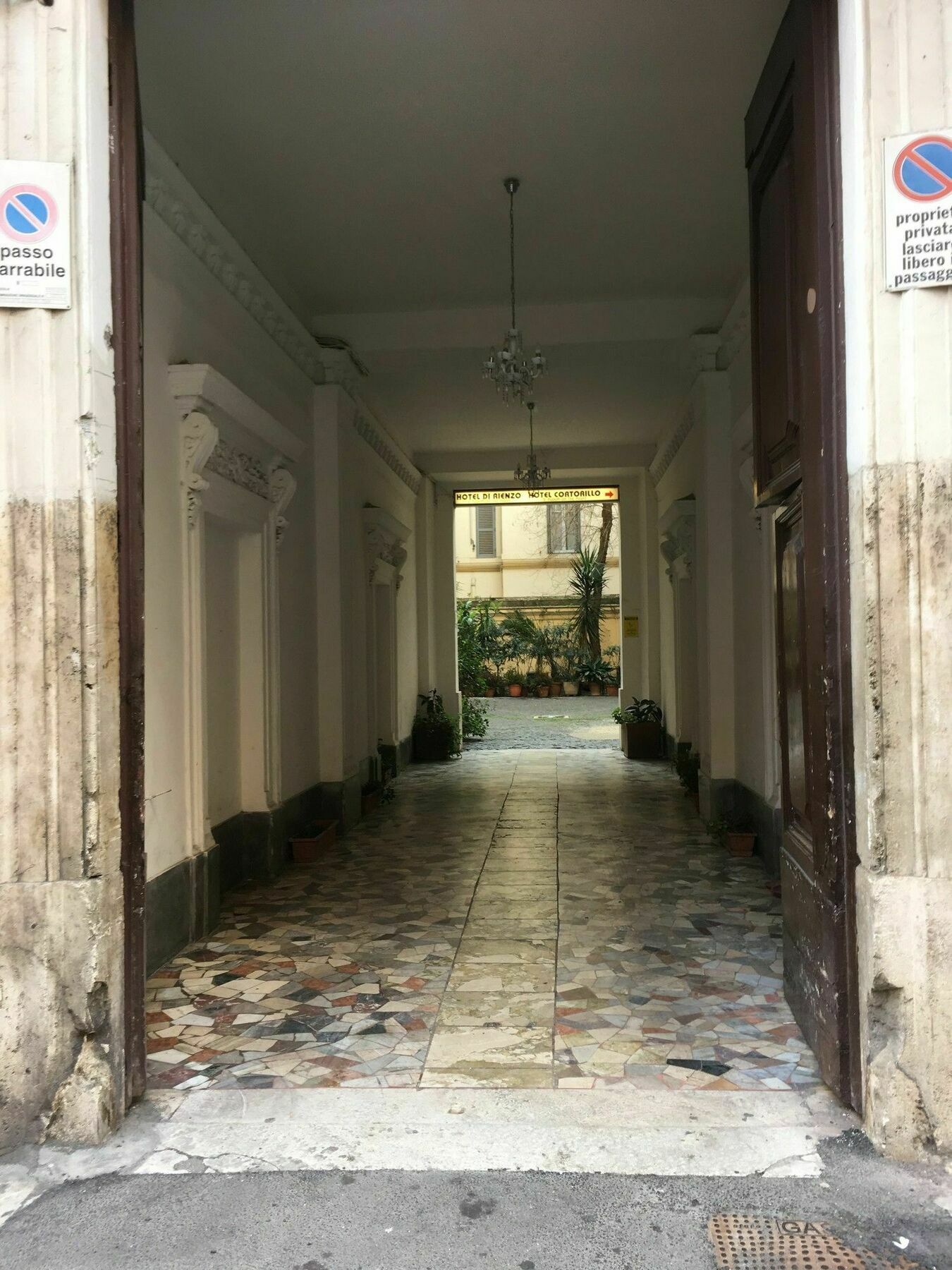 Hotel Hoteli 2*