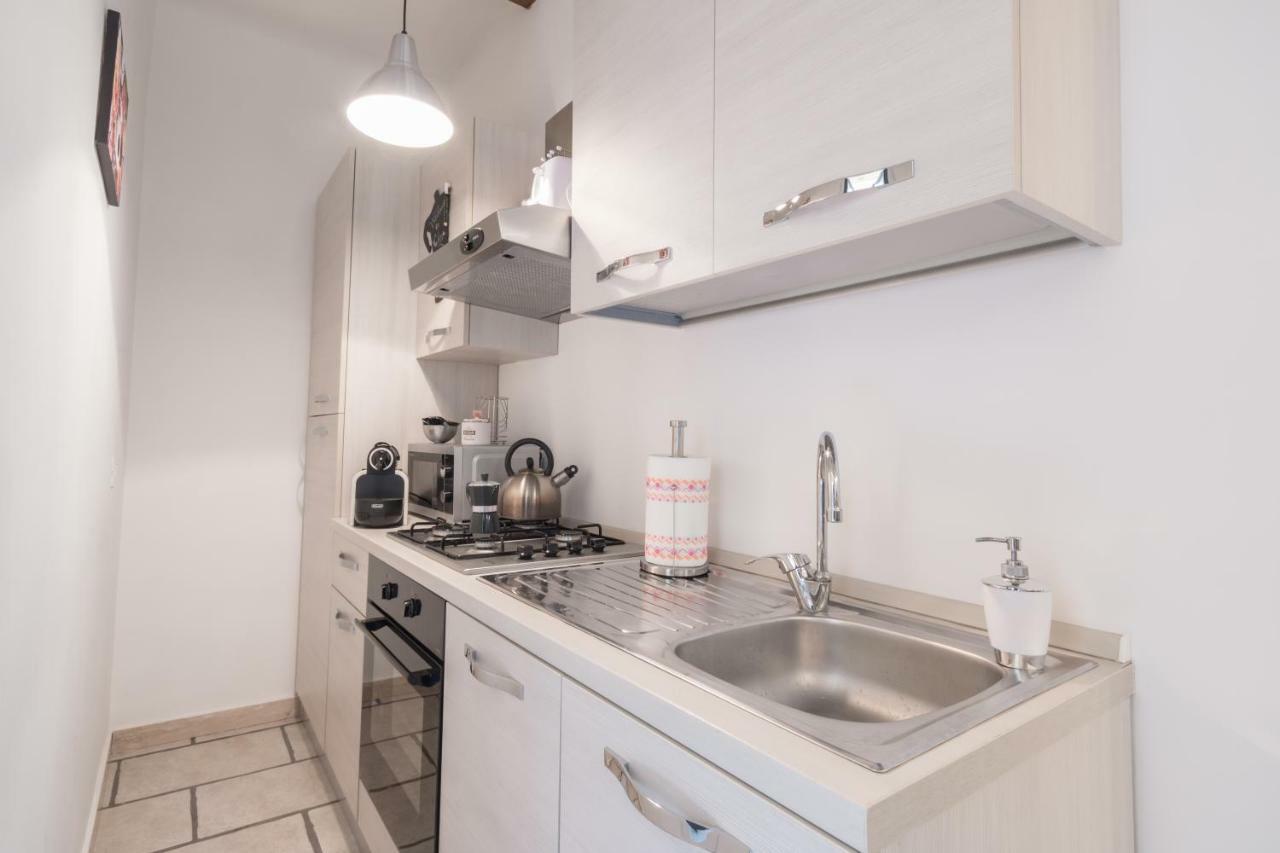 Leonina 75 Holidays Apartamento Roma