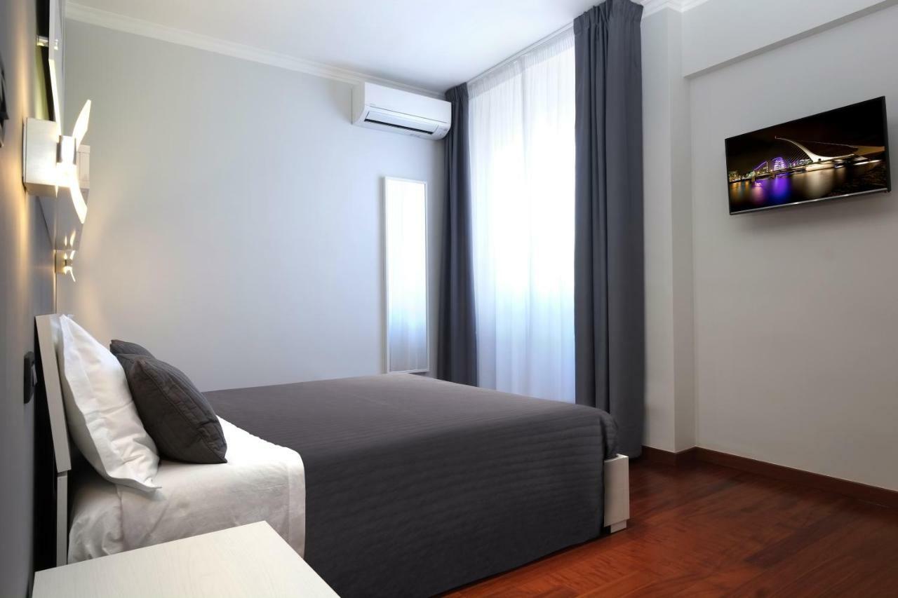 Bed & Breakfast J24 2*
