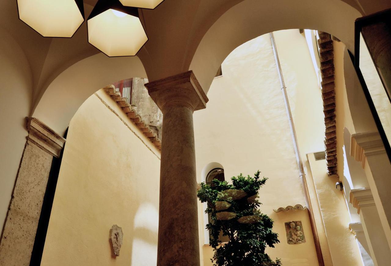 Navona Luxury 2* Rom
