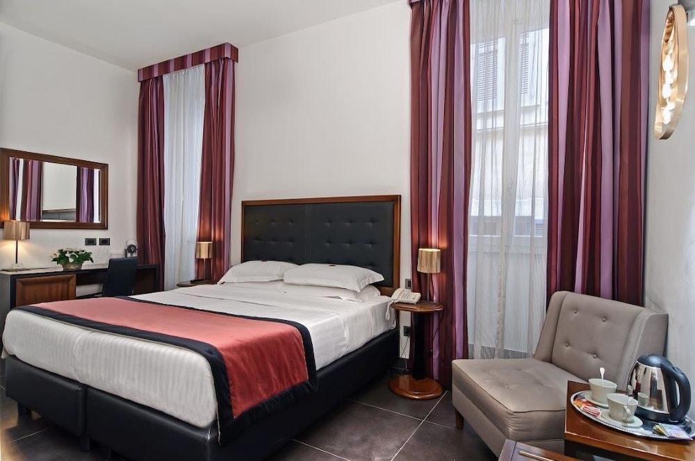 Hotel Navona Colors