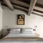 Hotel Scenario
