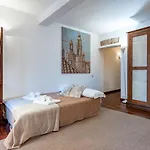 IREX Popolo Square
