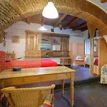 Independent With Garden Heart Of Trastevere John Cabot
