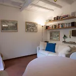 Forum Apartment