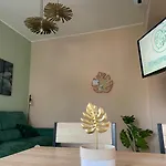 Monstera House Roma Trastevere