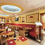 Hotel Manfredi Suite In Rome