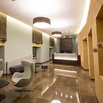 Monti Palace Hotel