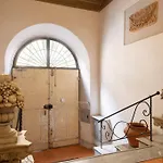 Colosseum 10Steps Away, Marco Aurelio Luxury House
