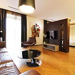 Berg Luxury Hotel