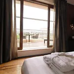 Berg Luxury Hotel