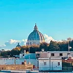 Vale Vatican Apartment