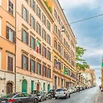 Barberini 3 Bdr Apartment