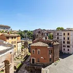 Portico D\'Ottavia Lux