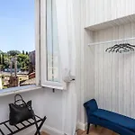 Portico D\'Ottavia Lux