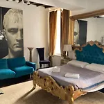 D.R.Rome Spanish Luxury Suites