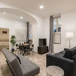 The Best Rent - Gorgeous One-Bedroom Apartment Near Piazza Di Spagna