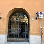 Shabby Roman Studio- Ai Fori Imperiali