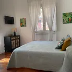Sterlizia House