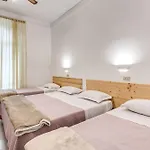 Hotel Altavilla 9