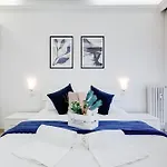 Viola Accommodation