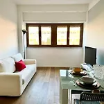 The Twenty - Villaggio Olimpico Apartment