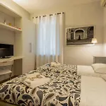 Fotofever Apt, Two Bedrooms With Air Conditioned In Elegant Shopping Area, Close To Vatican City